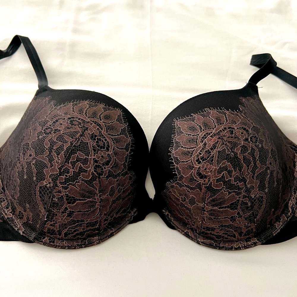 Victoria’s Secret bra